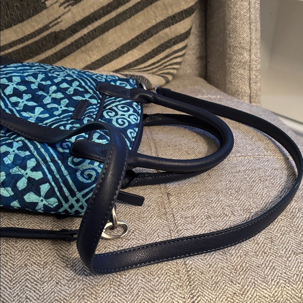 Vera Bradley - Cuban Tiles Day Off Satchel - Picture 7 of 10